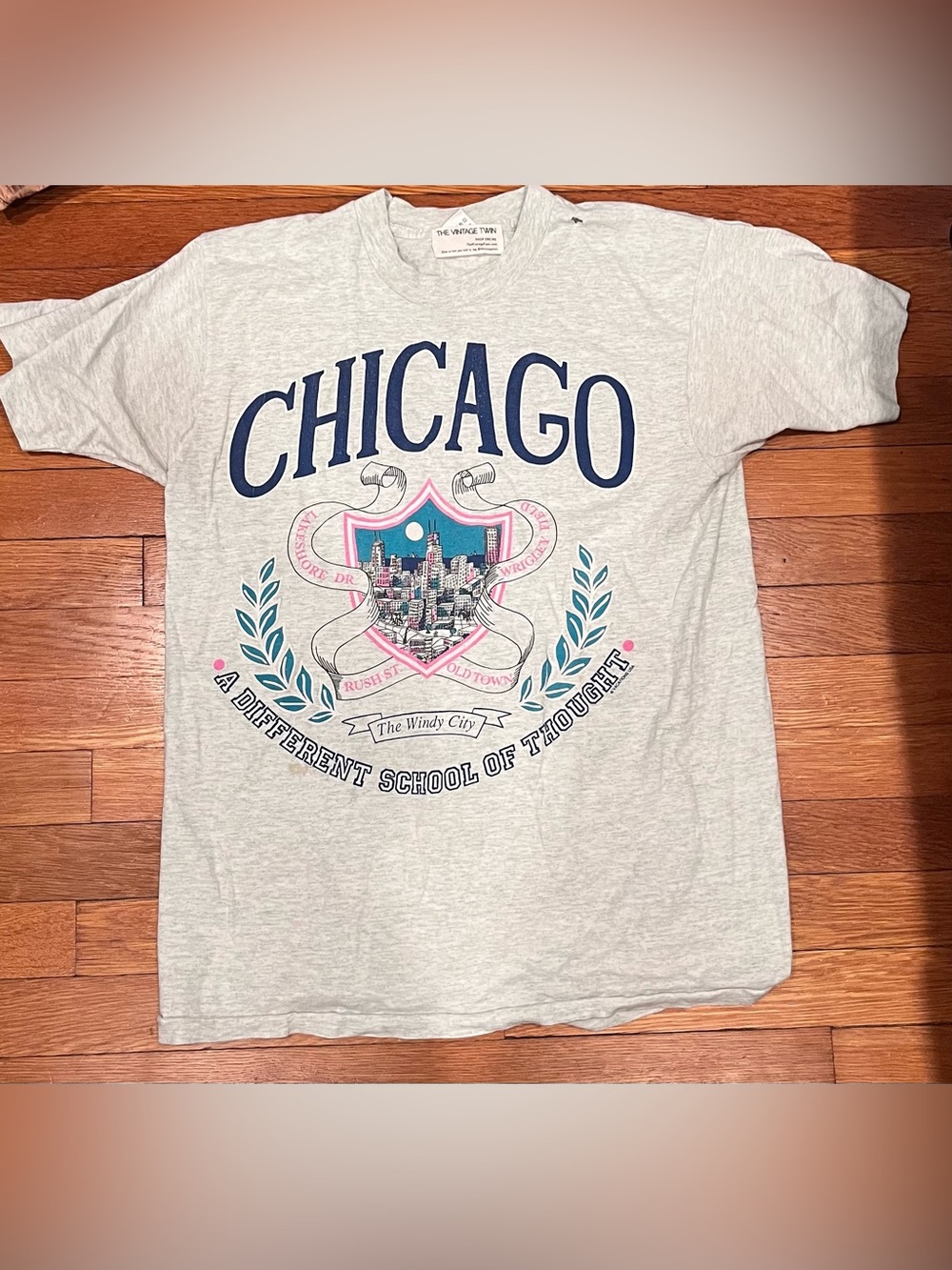 Vintage Twin Chicago Graphic Tee - Heather Gray